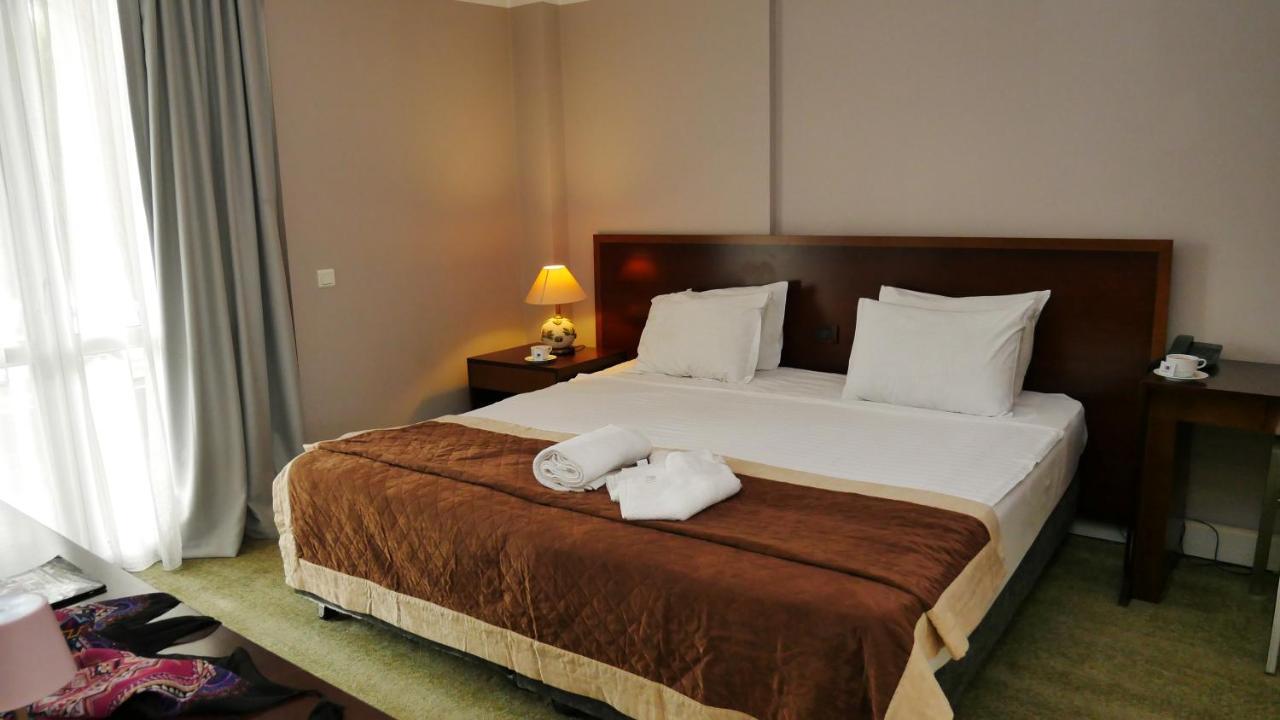 Talen Otel Istanboel Buitenkant foto